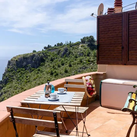 Locazione Turistica Le Sperlonghe 公寓 斯佩隆加
